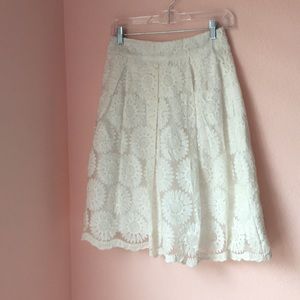 White Daisy Lace Midi Skirt